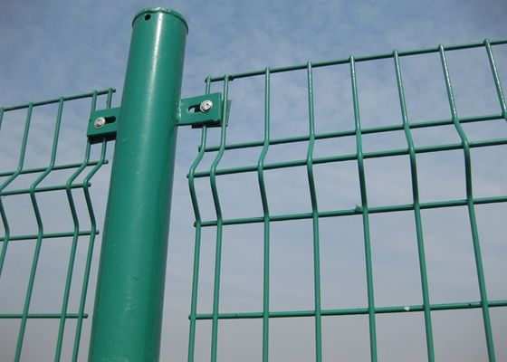 Galvanized And Pvc Coated Cruved  Welded Wire Mesh Fence 50x200mm