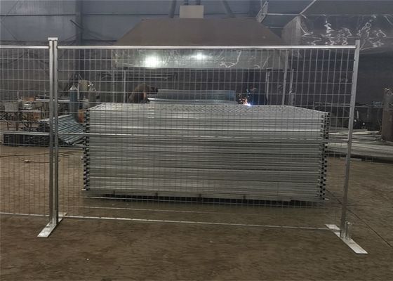 Low Carbon Steel Wire Canada Style Temporary Fencing Heat Treated 55 X 100 MM