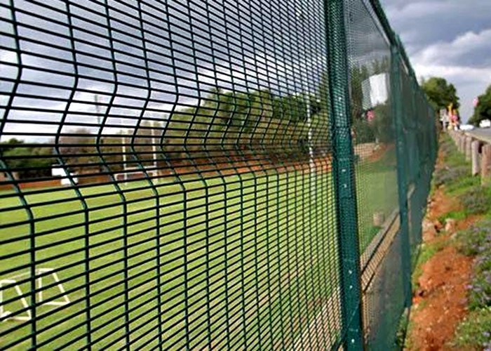 Airport Anti Climb Wire Mesh Fencing , Powder Coated 358 Security Fencing