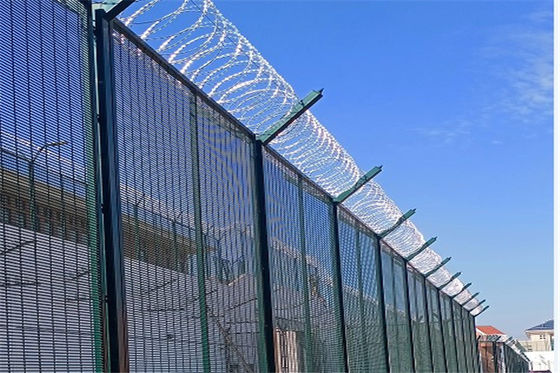 Galvanized 358 Clearvu Invisible Fence 4mm Wire 358 Mesh Panels